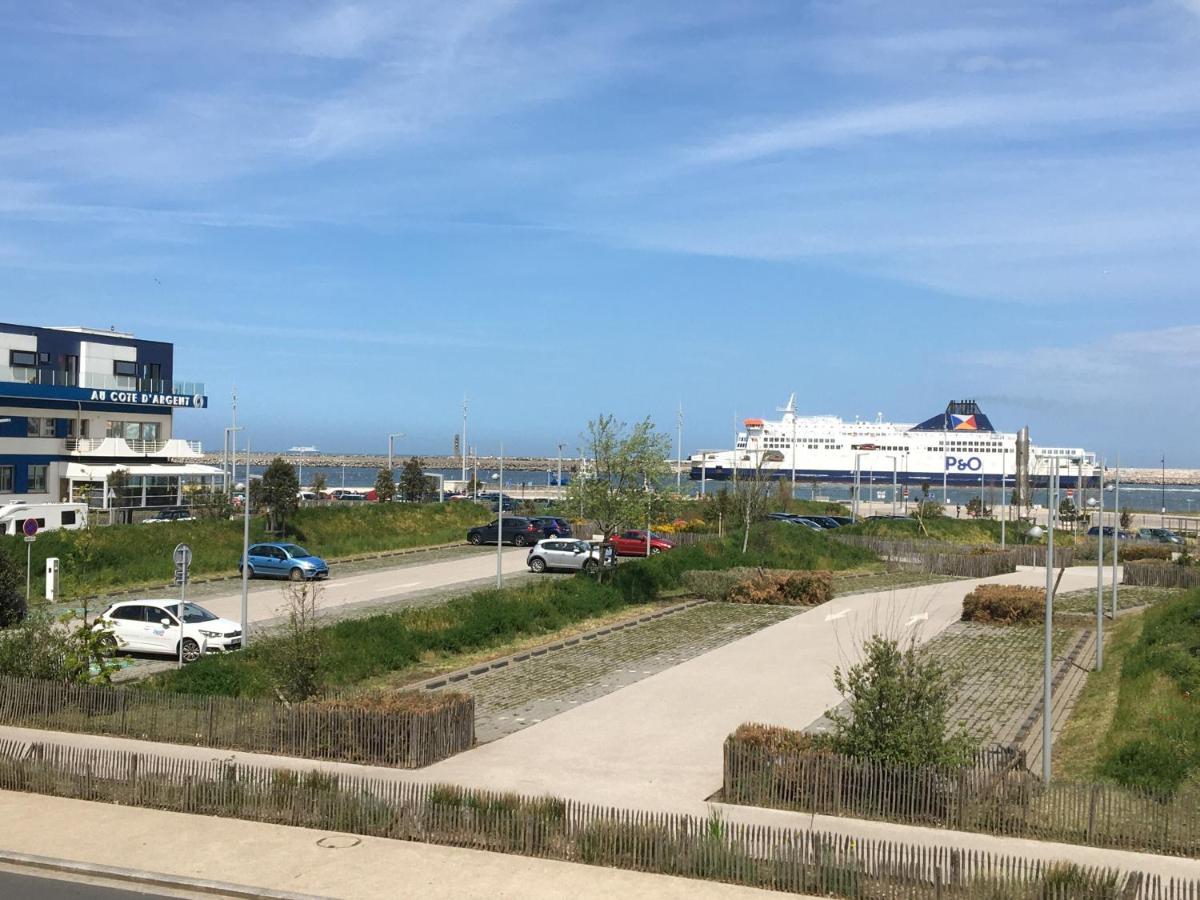 Escale marine à Calais 4 étoiles Exterior foto